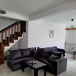 Markos Village 2*